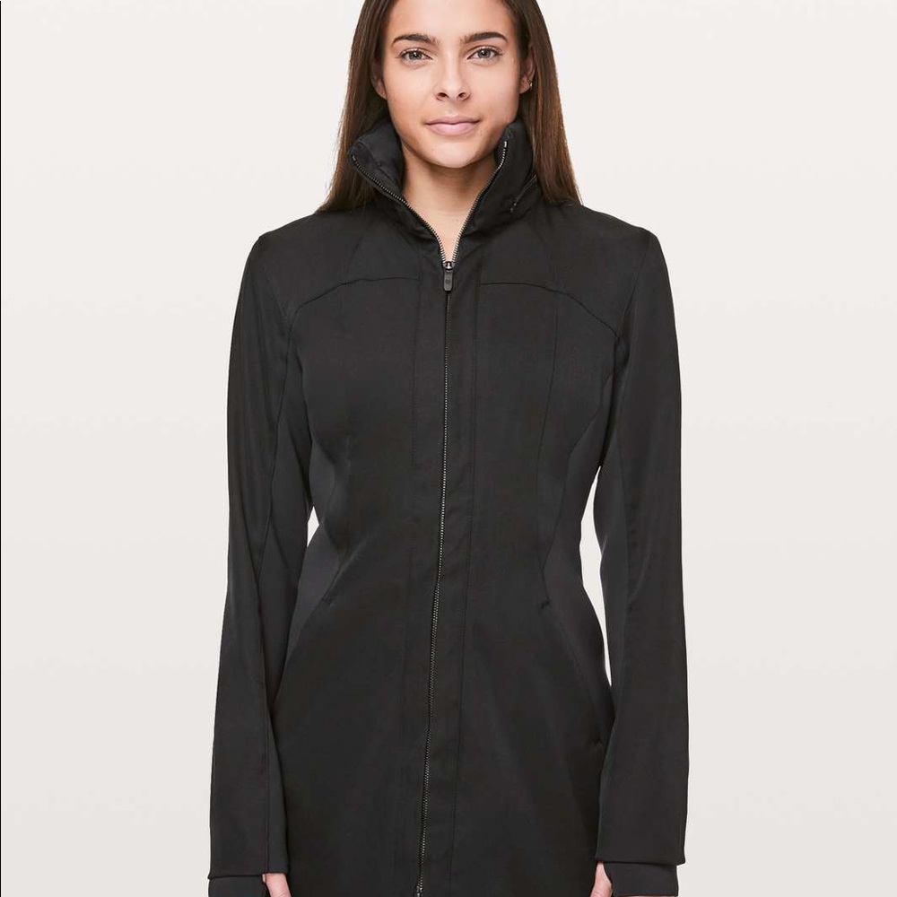 Lululemon like a glove jacket size 4